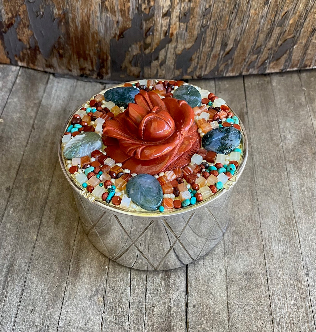 ROUND BOX WITH JASPER, AND PEARLS, PAVEE.