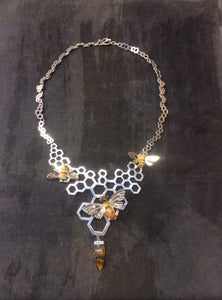 LARGE HONEYCOMB NECKLACE WITH BEE.