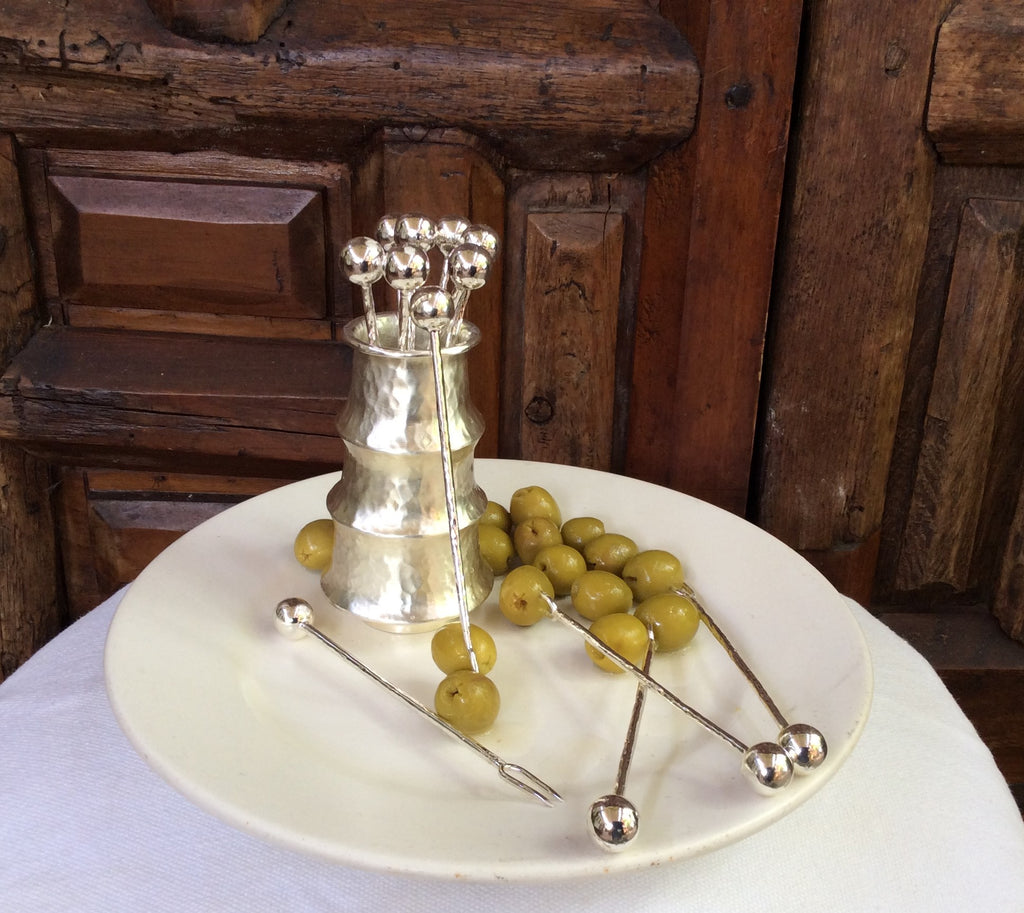 OLIVE PICKS