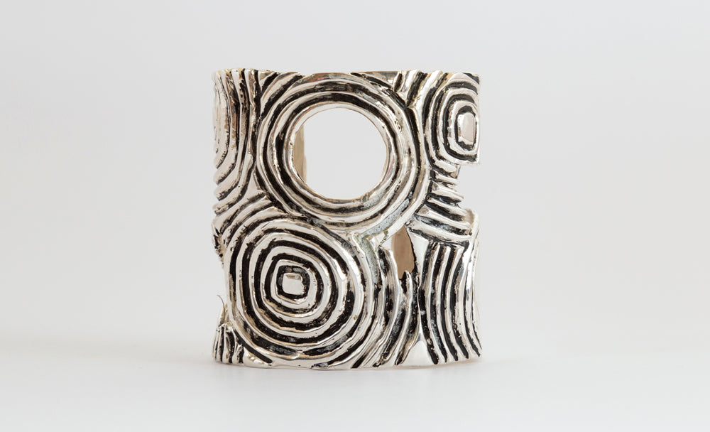 FINE SILVER , WOOD TEXTURE CUFF